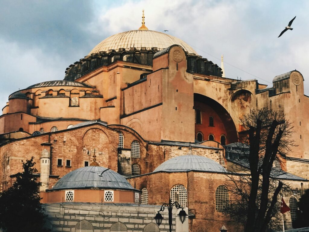 Hagia Sophia a Istanbul, antica basilica bizantina trasformata in moschea